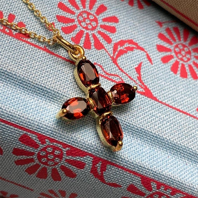 Exclusive Elizabeth Bennet Inspired Garnet Cross Necklace - JaneAusten.co.uk