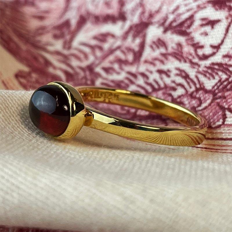 Elizabeth Bennet Ring - Garnet and Gold Plated Silver | Exclusive Collection