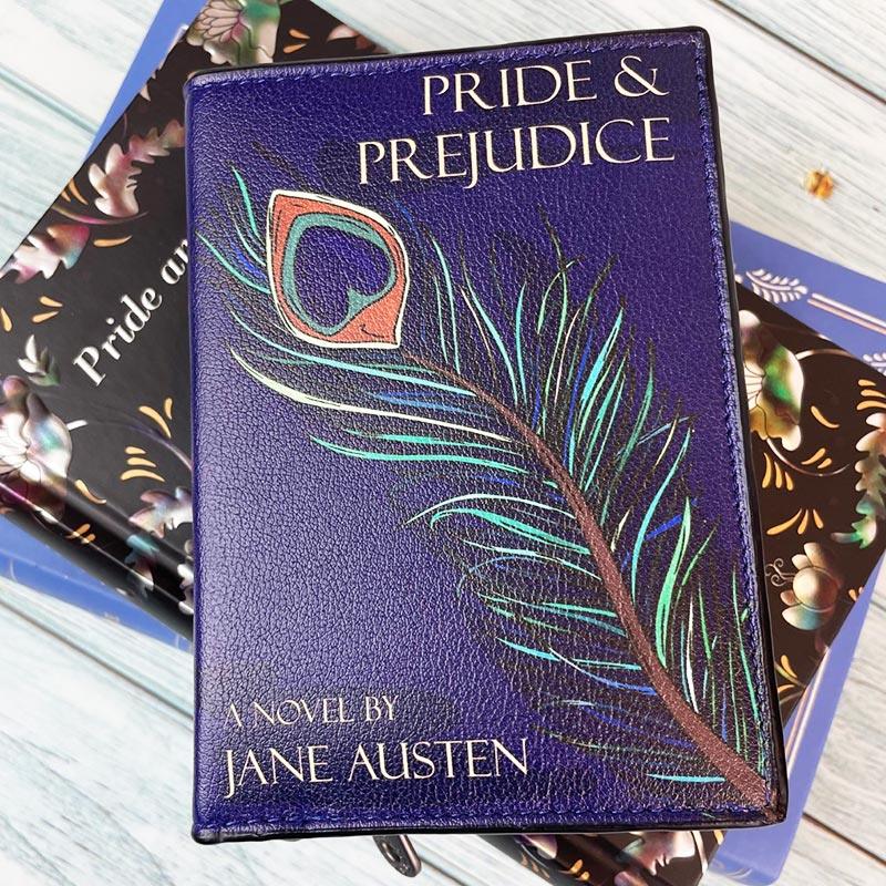 Jane Austen Wallet - Pride and Prejudice Book Design